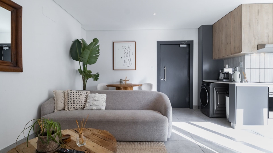 To Let 1 Bedroom Property for Rent in Sea Point Western Cape